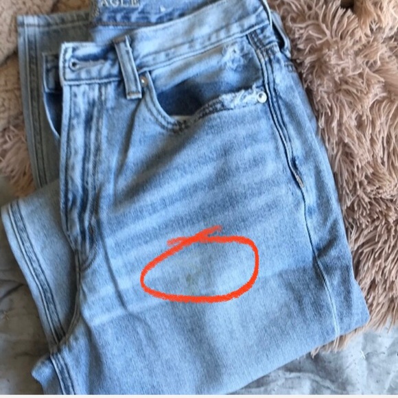 American Eagle - High Waisted Jeans - Picture 7 of 8